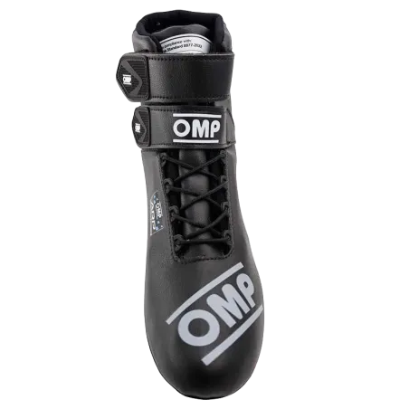 Zapatos de lluvia OMP ARP homologados por la FIA 8877-2022